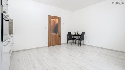 Pronájem bytu 1+kk 35 m², Brno - Žebětín