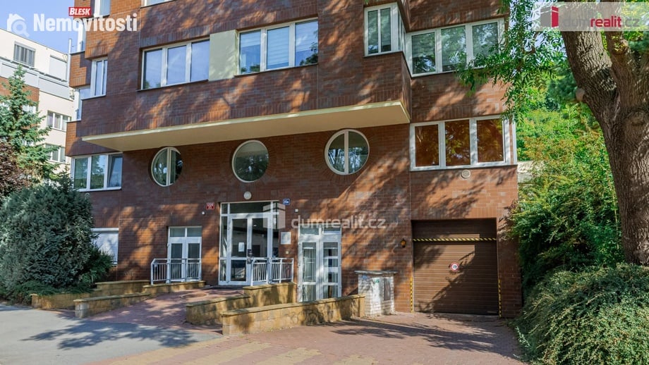 Prodej bytu 2+kk 54 m², Praha 5