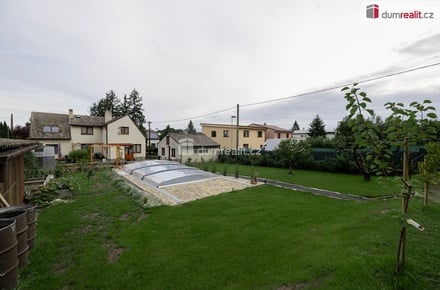 Prodej rodinného domu 183 m², Měšice