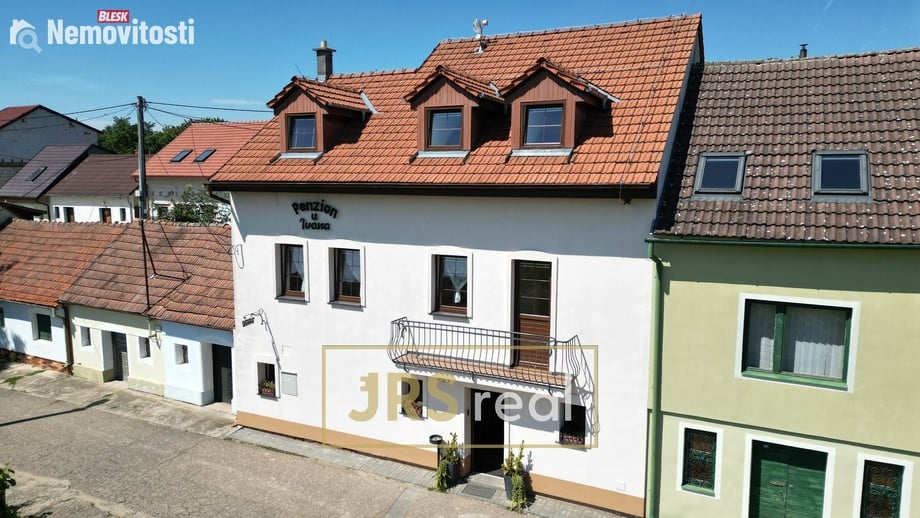 Prodej vinného sklepa 250 m², Bořetice