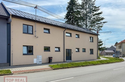 Pronájem bytu 3+kk 78 m², Chropyně
