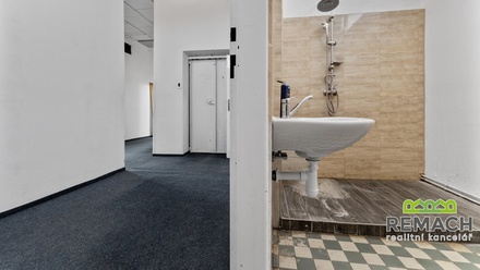 Pronájem obchodního prostoru 217 m², Kunovice