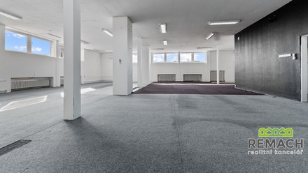 Pronájem obchodního prostoru 217 m², Kunovice