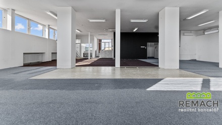 Pronájem obchodního prostoru 217 m², Kunovice