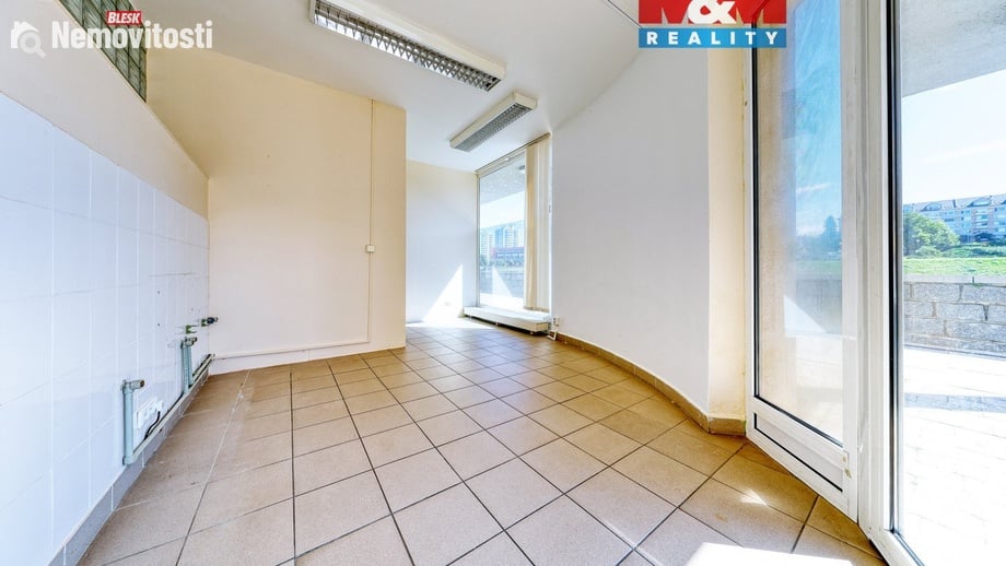 Prodej kanceláře 53 m², Písek