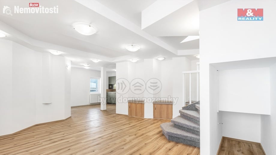 Pronájem bytu 4+1 80 m², Liberec (nečleněné město)