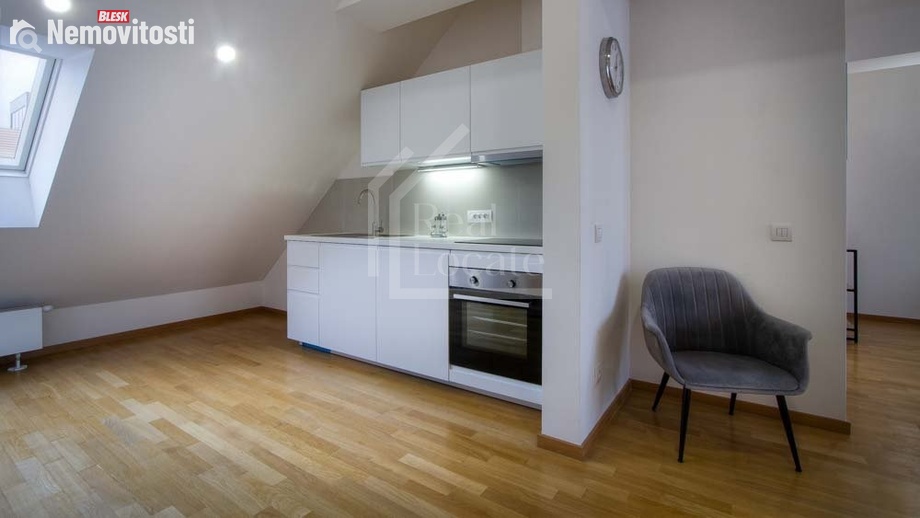 Pronájem bytu 2+kk 78 m², Praha - Karlín
