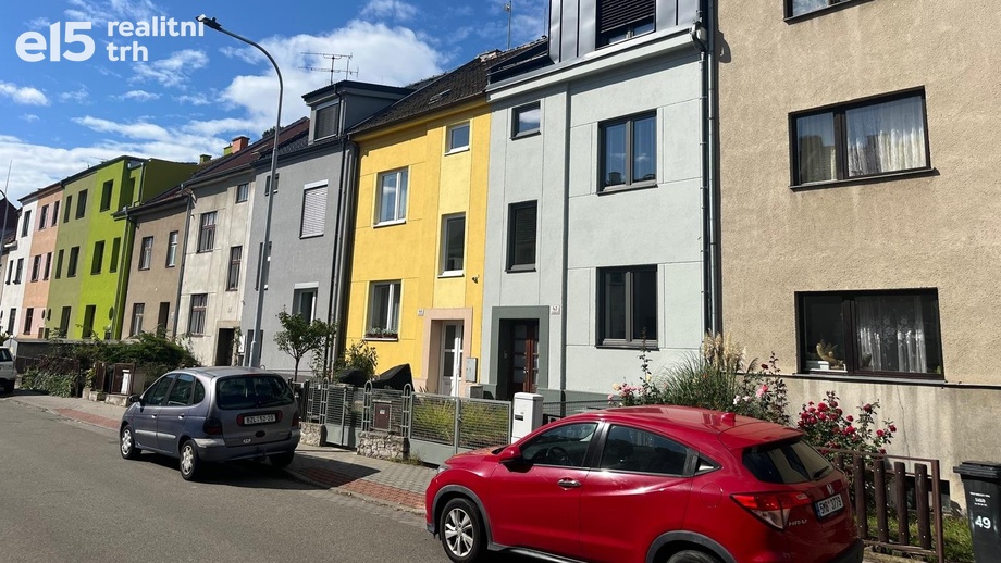 Pronájem bytu 1+kk 16 m², Brno - Židenice