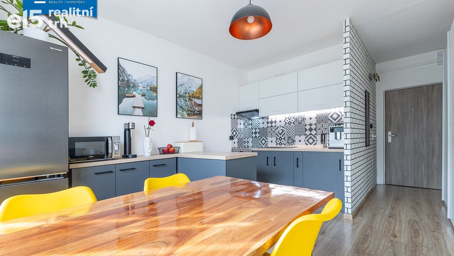 Prodej bytu 1+1 34 m², Desná II