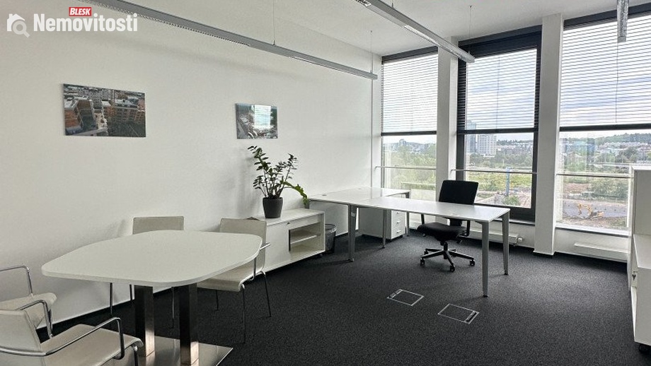 Pronájem kanceláře 171 m², Brno