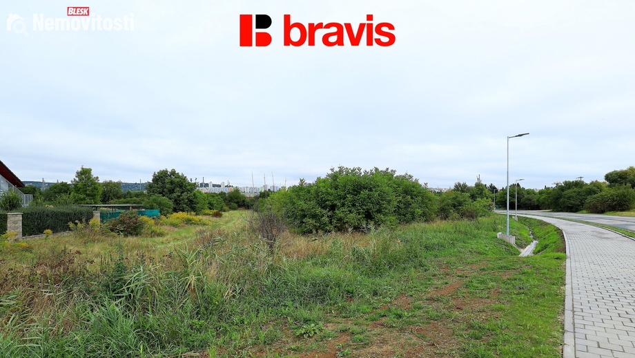 Prodej stavebního pozemku 1 466 m², Ostopovice