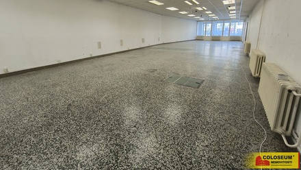 Pronájem obchodního prostoru 180 m², Boskovice