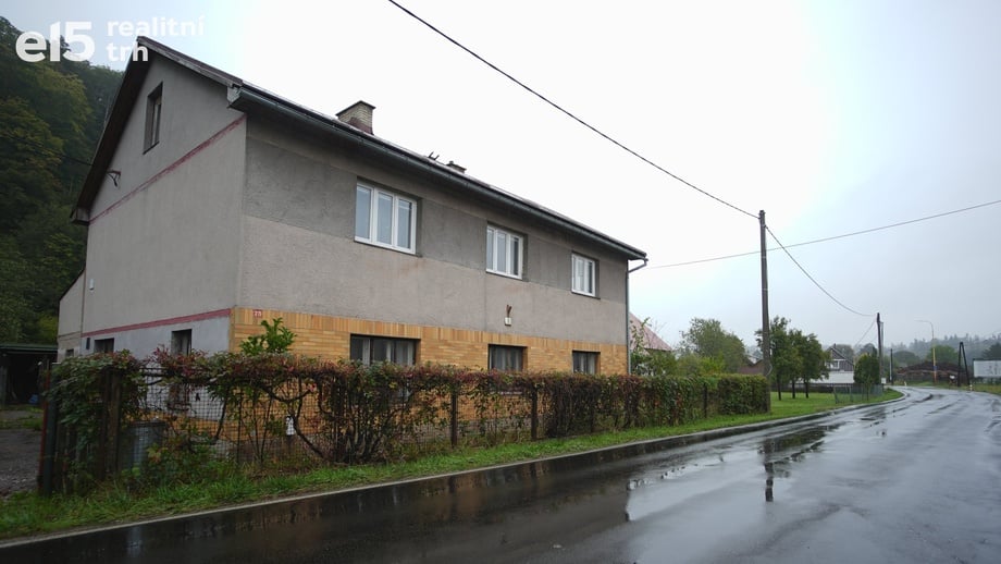 Prodej rodinného domu 390 m², Klášterská Lhota