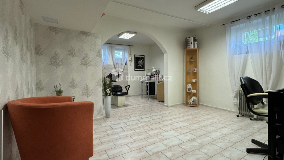 Prodej obchodní prostory, 22 m² - Ostrov