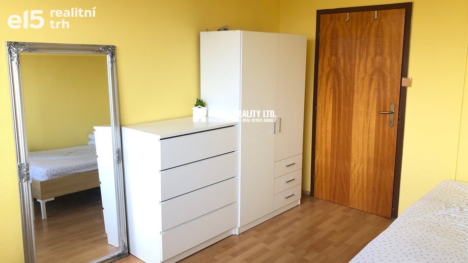 Pronájem pokoje 14 m², Praha - Modřany