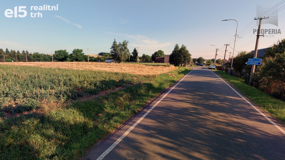 Prodej stavebního pozemku 2 870 m², Vřesovice