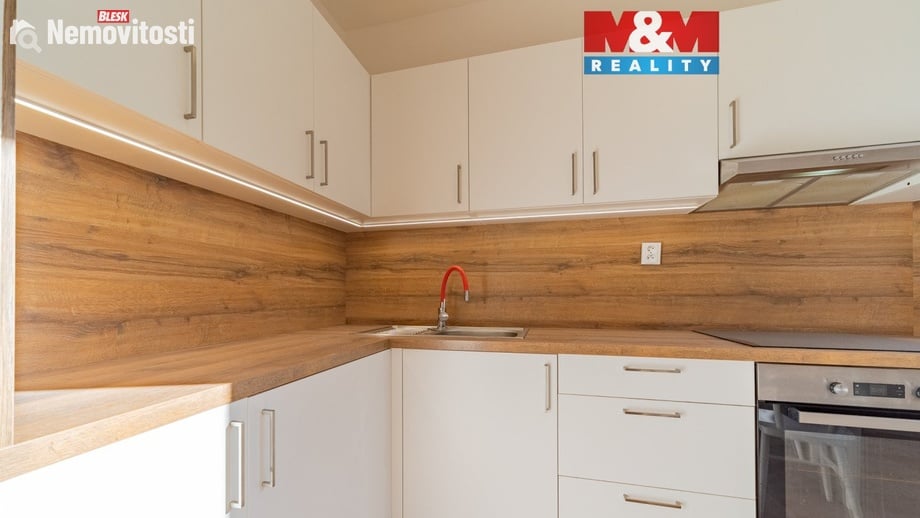 Pronájem bytu 2+1 49 m², Aš