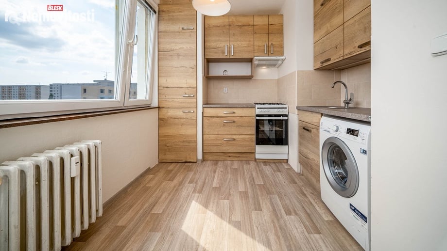 Prodej bytu 1+1 34 m², Hradec Králové