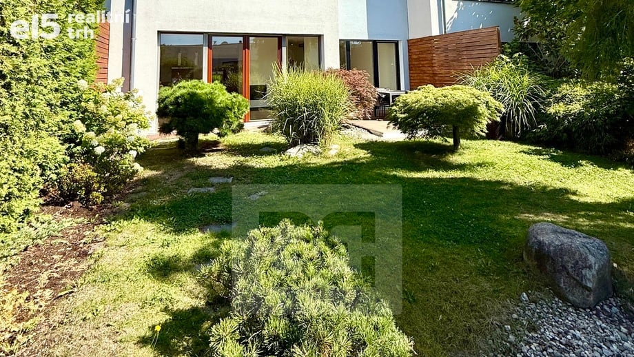 Pronájem rodinného domu 302 m², Praha - Jinonice