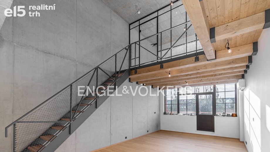 Pronájem bytu 3+kk 90 m², Praha - Vysočany