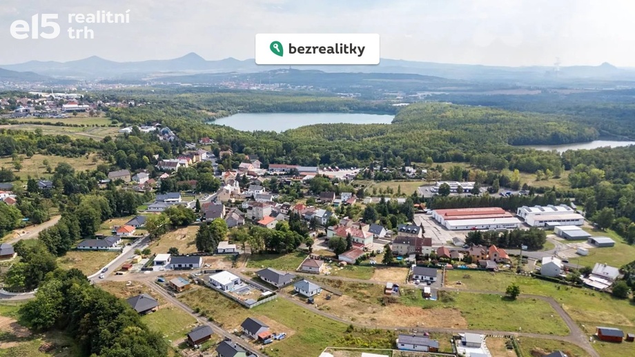 Prodej stavebního pozemku 805 m², Dubí - Mstišov