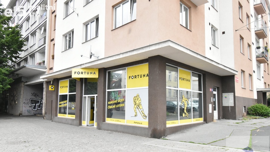 Pronájem obchodního prostoru 77 m², Ústí nad Labem-město