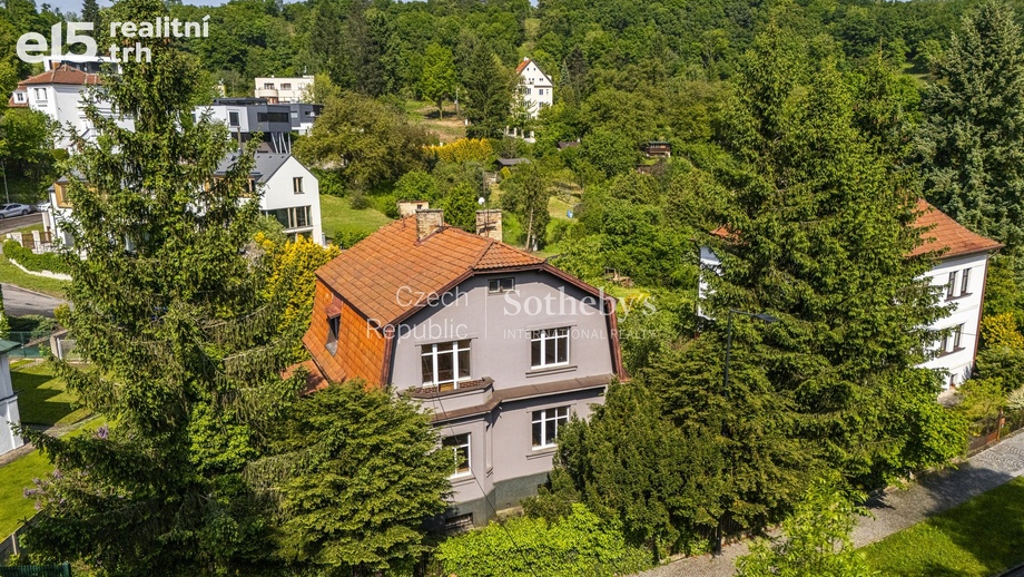 Prodej rodinného domu 252 m², Praha