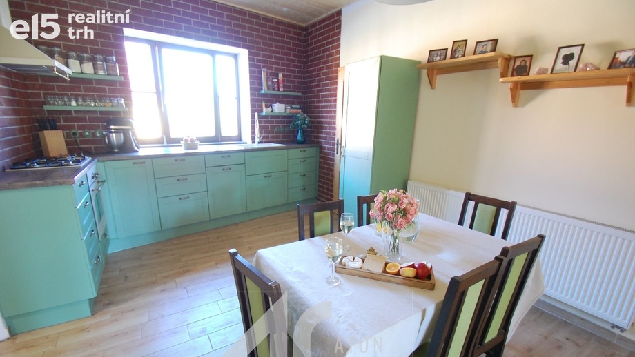 Prodej rodinného domu 137 m², Práče