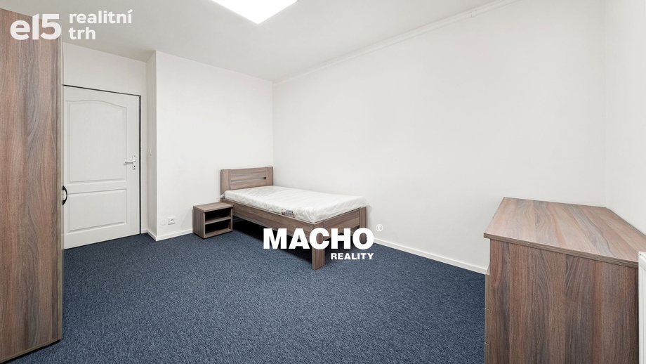 Pronájem bytu 2+1 50 m², Praha - Michle