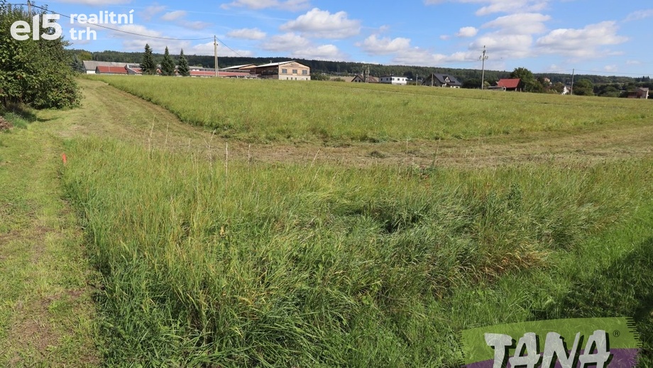 Prodej stavebního pozemku 1 766 m², Dvůr Králové nad Labem - Verdek