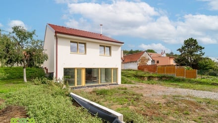 Prodej rodinného domu 196 m², Drslavice