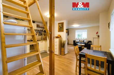 Prodej chalupy 216 m², Bžany