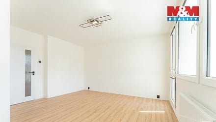 Prodej bytu 3+1 74 m², Praha 8