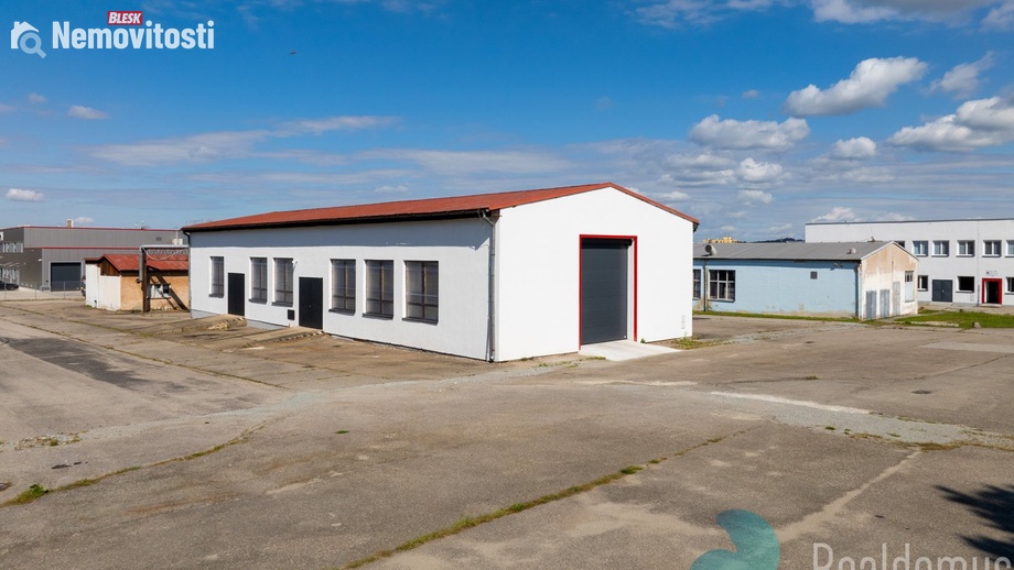 Pronájem skladu 340 m², České Budějovice 3