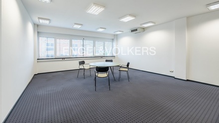 Pronájem kanceláře 46 m², Jesenice