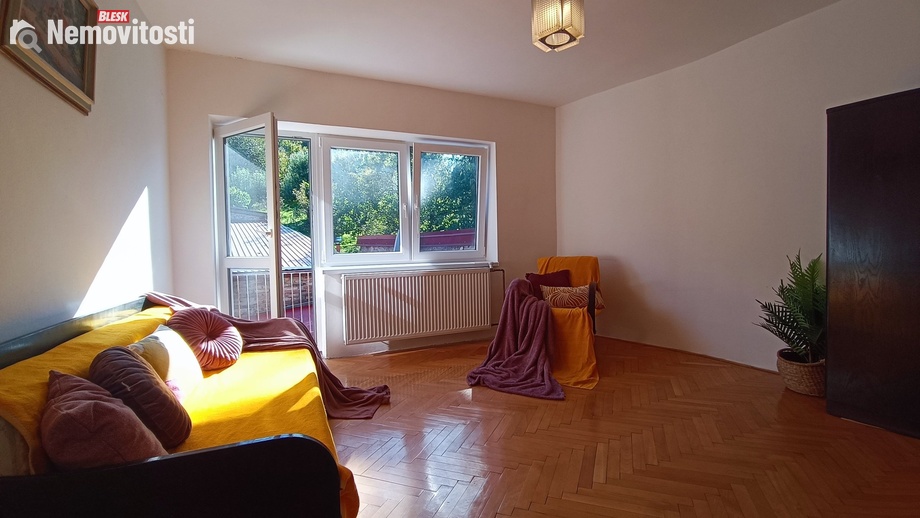 Prodej rodinného domu 228 m², Střílky