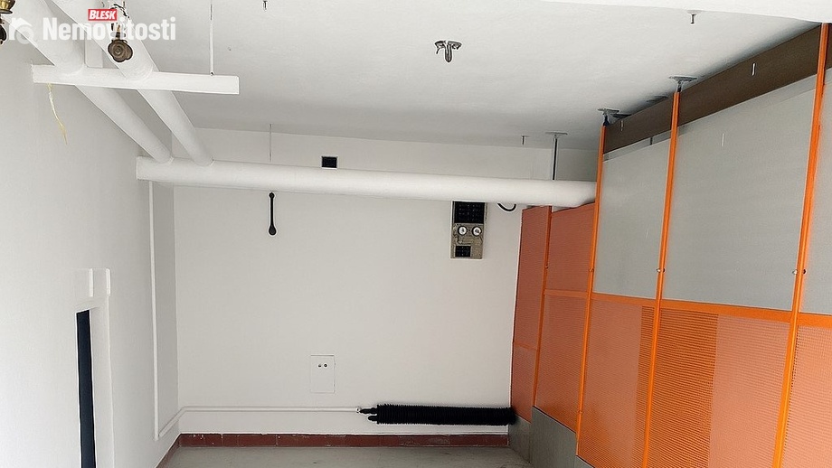 Prodej garáže 14 m², Praha - Žižkov