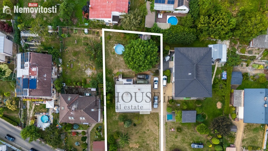 Prodej stavebního pozemku 1 249 m², Praha - Radotín