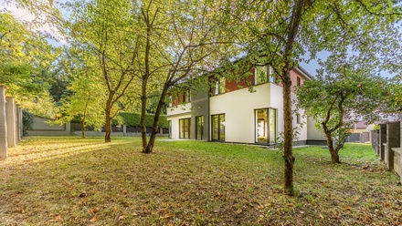 Prodej rodinného domu 249 m², Plzeň