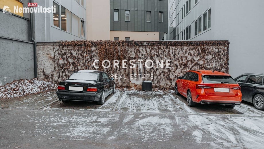 Pronájem garážového stání 14 m², Praha - Libeň