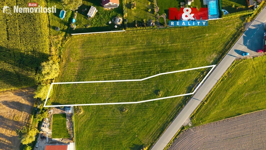 Prodej stavebního pozemku 1 442 m², Vysoké Chvojno