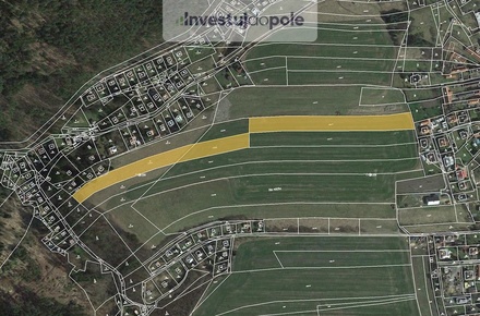 Prodej podílu 1/4 pole 3 741 m², Černé Voděrady