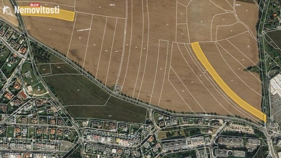 Prodej podílu 1/3 pole 3 385 m², Rakovník