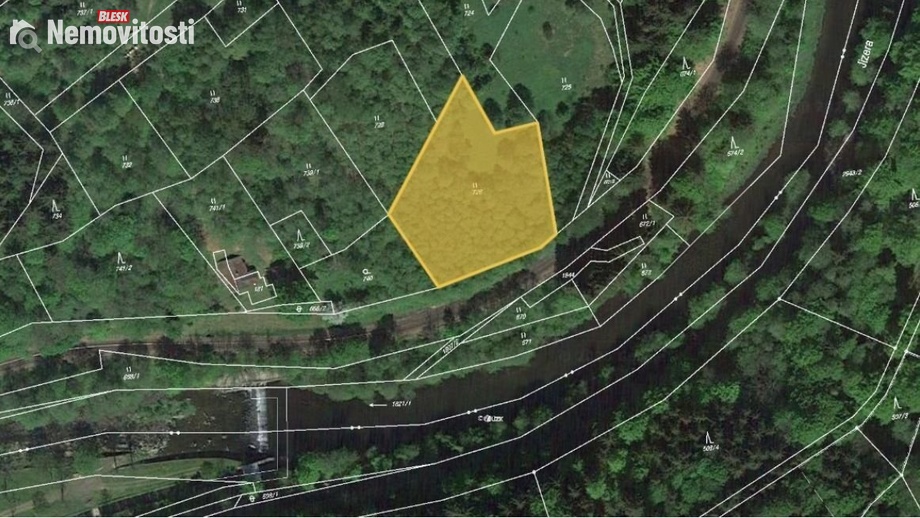 Prodej louky 2 800 m², Poniklá