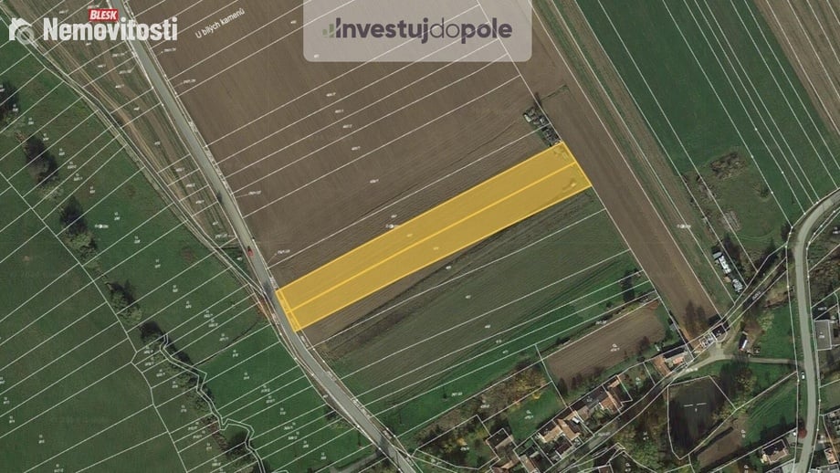 Prodej pole 7 284 m², Předín