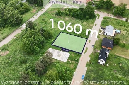 Prodej stavebního pozemku 1 060 m², Žáky