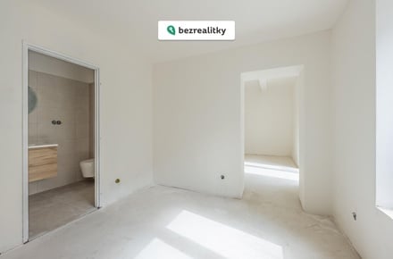 Prodej bytu 1+kk 34 m², Miličín