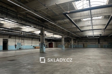 Pronájem skladu 1 700 m², Jihlava