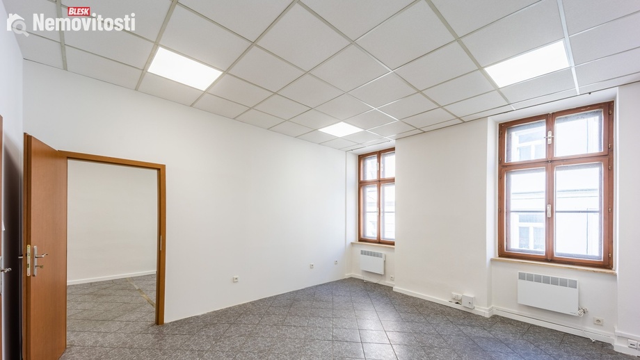 Pronájem kanceláře 52 m², Znojmo
