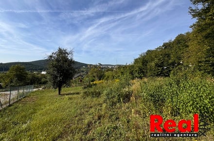 Prodej stavebního pozemku 911 m², Brno